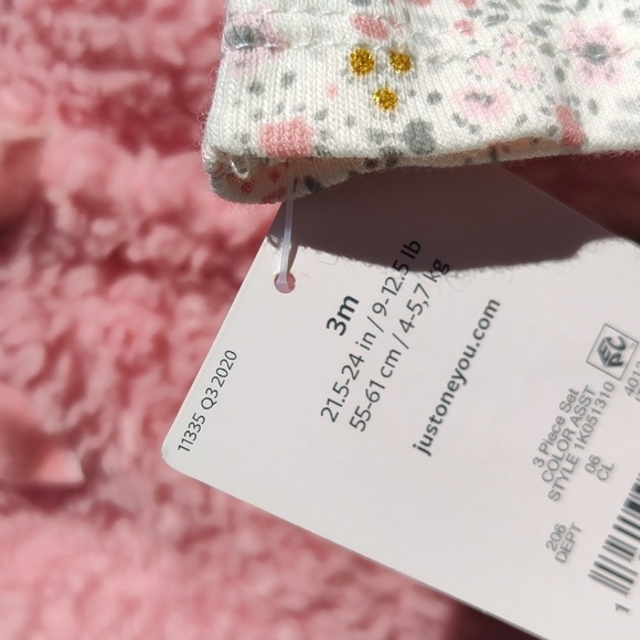 NWT Carter's infant baby faux fur 3 piece set and onsie 3 months - Picture 3 of 8